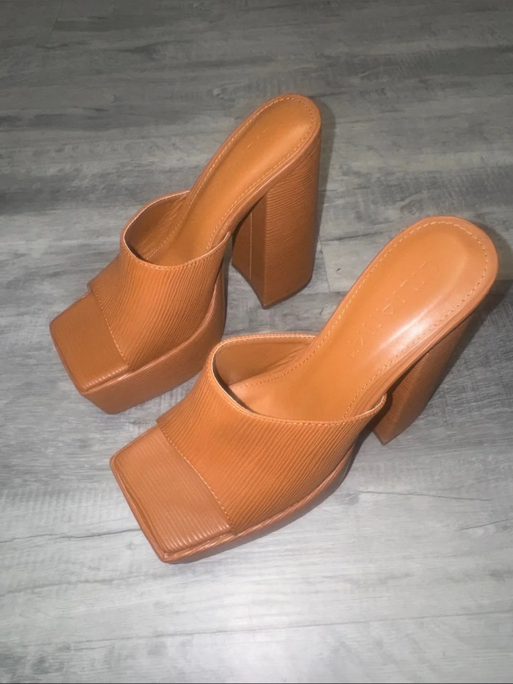 Women's Tan Platform Block Heel Mules